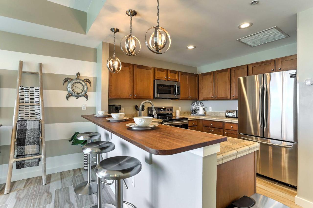 Apartment Coastal Florida Abode With Pool Access And Ocean Views Panama City Beach